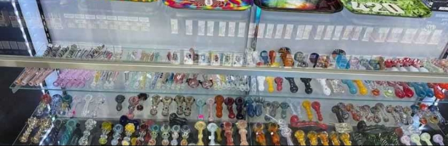 The BEST SMOKE SHOP Cover Image